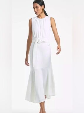 Sachin & Babi
Sleeveless Camila Dress - Ivory - Size 12